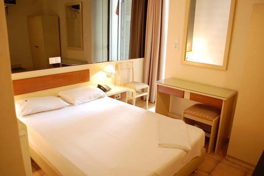 Hotel Platon Афіни Екстер'єр фото