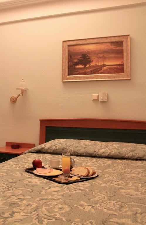 Hotel Platon Афіни Номер фото
