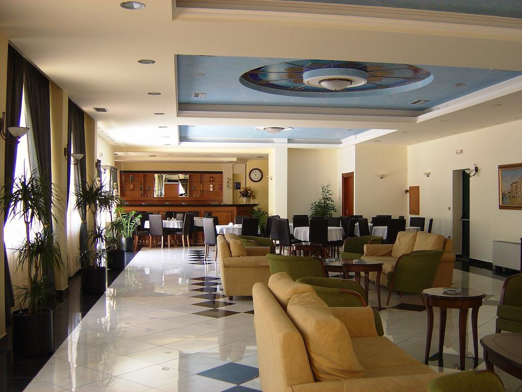 Hotel Platon Афіни Екстер'єр фото